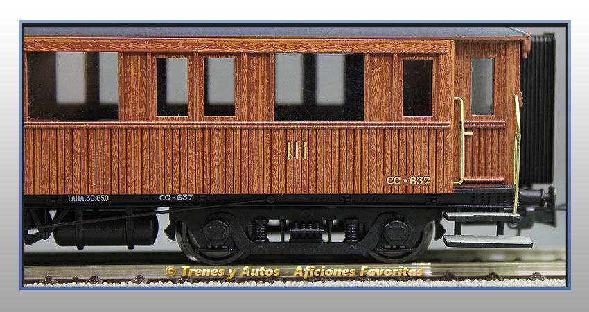 Coche pasajeros madera Largo Recorrido CC-637 - Renfe